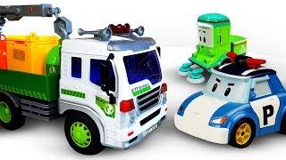Машинки для мальчиков — Робокар Поли и Большой мусоровоз наводят порядок и помогают машинкам