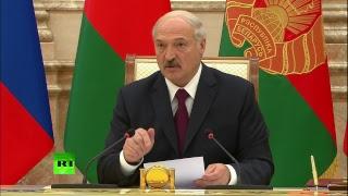 Путин и Лукашенко подписывают соглашения по итогам заседания Высшего госсовета