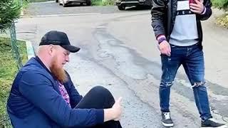 шок помог бездомному