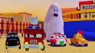 Авто Патруль: полицейская машина, и Привидение, пугающее детей в Автомобильном  Хэллоуину 