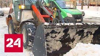 Снег в Москве расчищали 11 тысяч единиц спецтехники - Россия 24