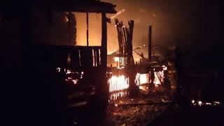 В Башкирии при пожаре в жилом доме погибли женщина и двое ее детей