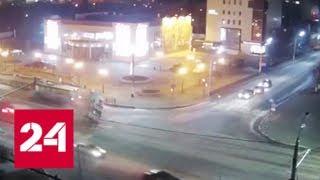 Разбитая машина скорой и пятеро пострадавших: страшная авария в Подольске - Россия 24