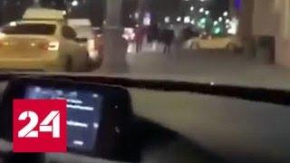 2 тысячи рублей за проезд у Кремля: водитель BMW сам явился в полицию - Россия 24