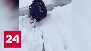 Из ледовой трещины на Эльбрусе вытащили альпинистку - Россия 24