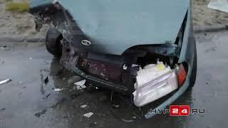 ДТП в Новом Уренгое: Lada и Nissan сошлись в лобовом столкновении