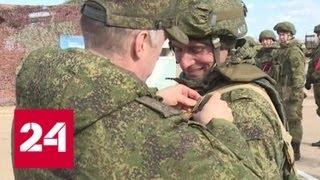 Сотрудники российской военной полиции награждены за службу в Сирии - Россия 24