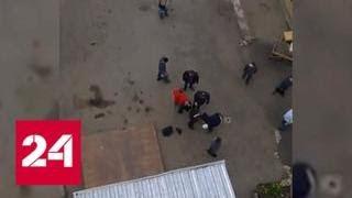 Мигранты устроили стычку с полицейским на рынке в Казани - Россия 24